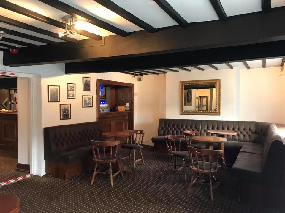 New Gurkha Inn Brecon Exteriör bild